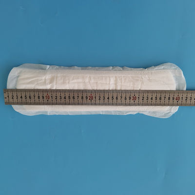 병원에 있는 산모용 패드는 신선하고 깨끗하게 느껴지도록 합니다.