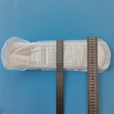 병원에 있는 산모용 패드는 신선하고 깨끗하게 느껴지도록 합니다.