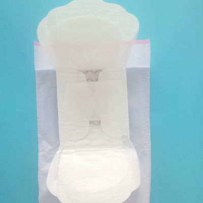 270MM 길이와 뛰어난 수분 흡수력으로 부드러운 호흡 가능한 위생용 패드